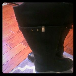 Black boots